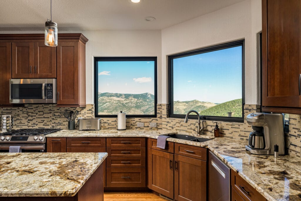 Our Story 1 977 Saddle Ridge Dr 013